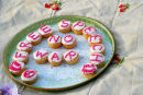 Sian Colley's "Free Speech No War Cakes" taste good but are a terrorist threat, apparently!